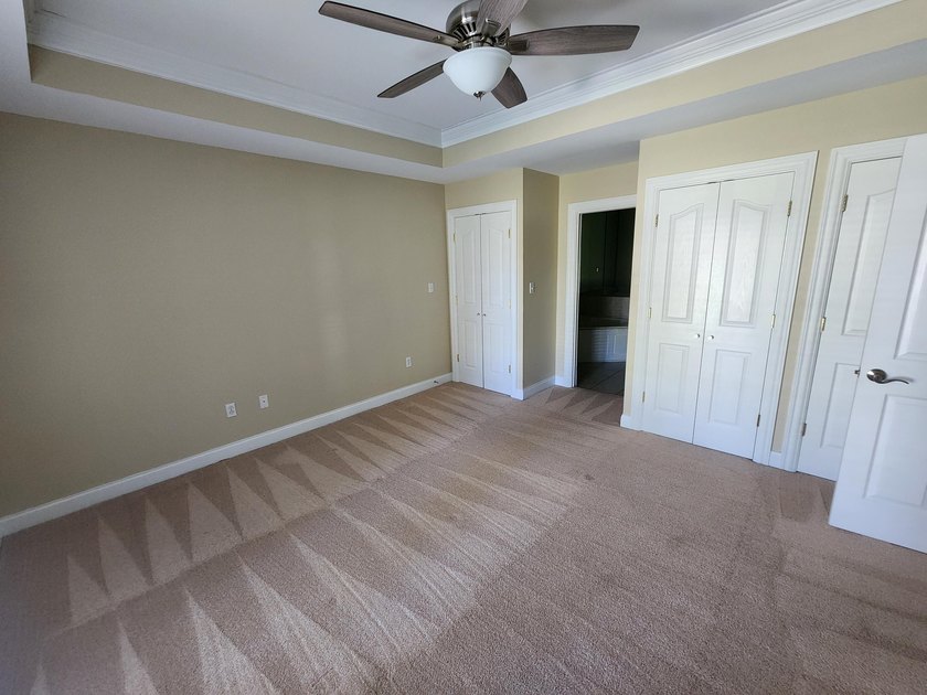Come and look at this beautiful 3 bedroom, 2.5 bath townhome in - photo 11
