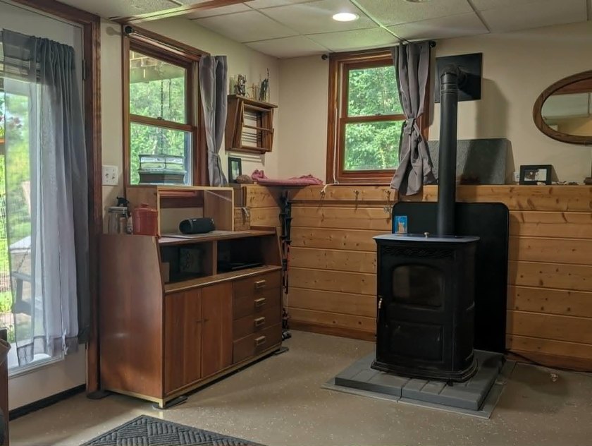 Private A-frame cabin on 3.42 acres + Bear Creek! Located in - photo 31