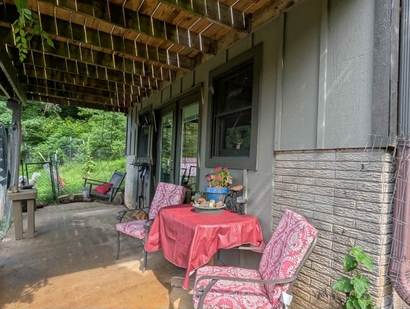 Private A-frame cabin on 3.42 acres + Bear Creek! Located in - photo 36