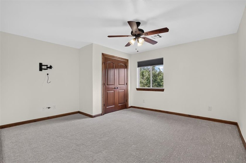Luxury Waterfront Living in Cascata Falls Perfectly positioned - photo 39
