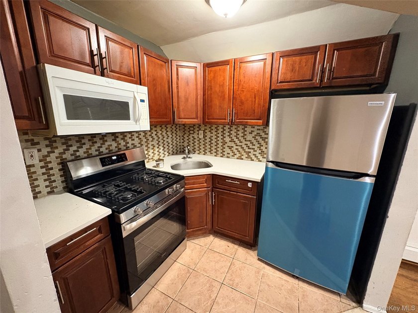 Discover the perfect blend of residential comfort and rental - photo 5