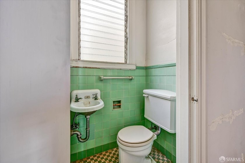 A great opportunity to restore a rare piece of San Francisco - photo 13