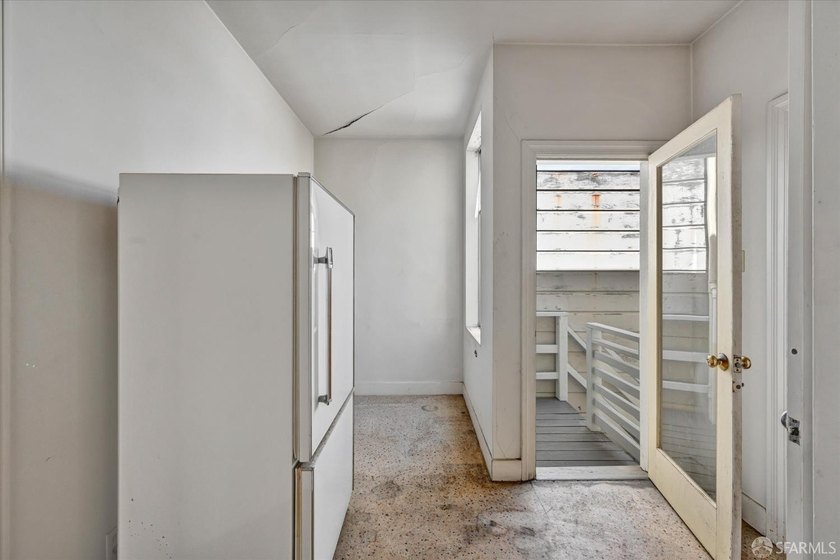 A great opportunity to restore a rare piece of San Francisco - photo 36