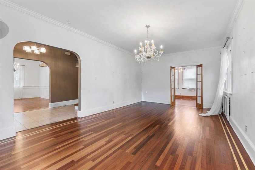 Tons of potential to make this brick center hall colonial ur own - photo 9