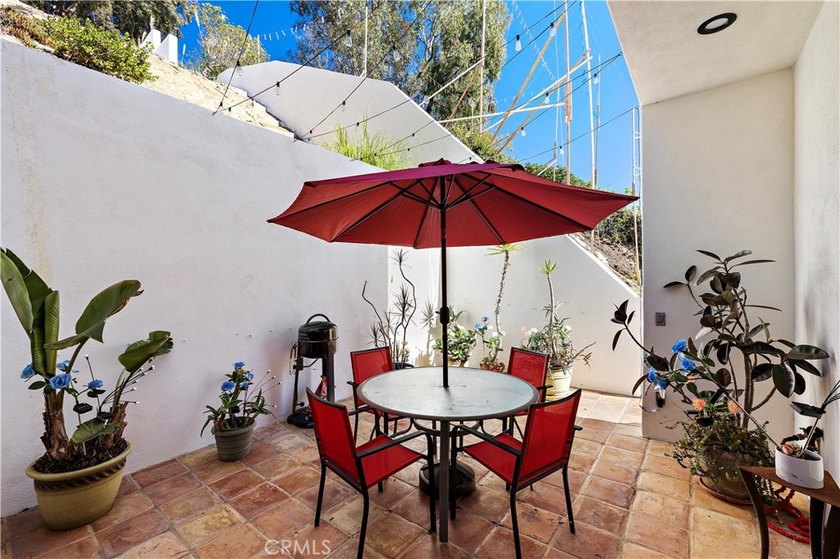 Gorgeous Ocean View Mediterranean Villa in Mystic Hills Enjoy - photo 16