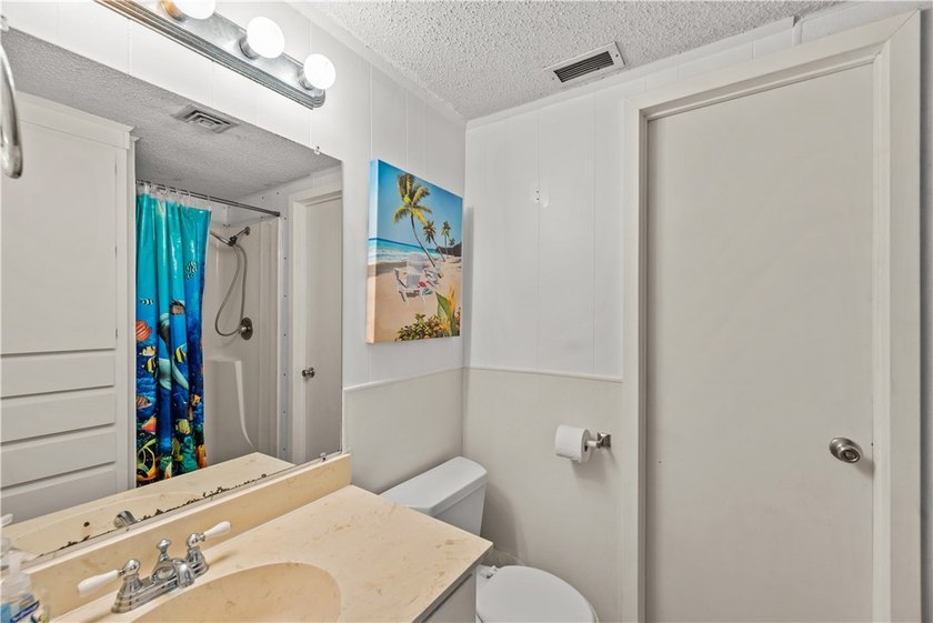 Welcome to your fully furnished coastal penthouse retreat at the - photo 7