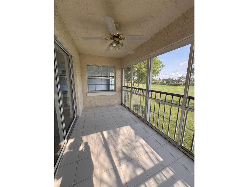 Don't miss this 3 bedroom 2 bath unit located in the beautiful - photo 20