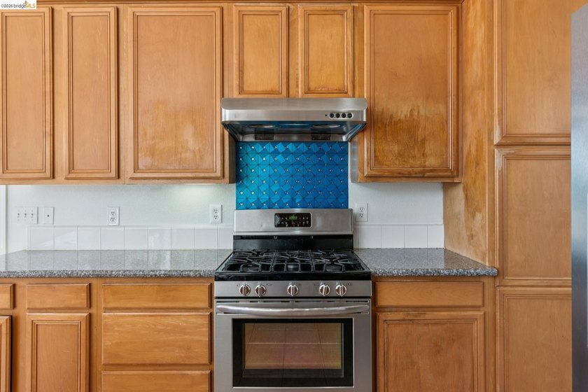 Welcome to 154 Camino Del Sol, located in the sought-after Vista - photo 13