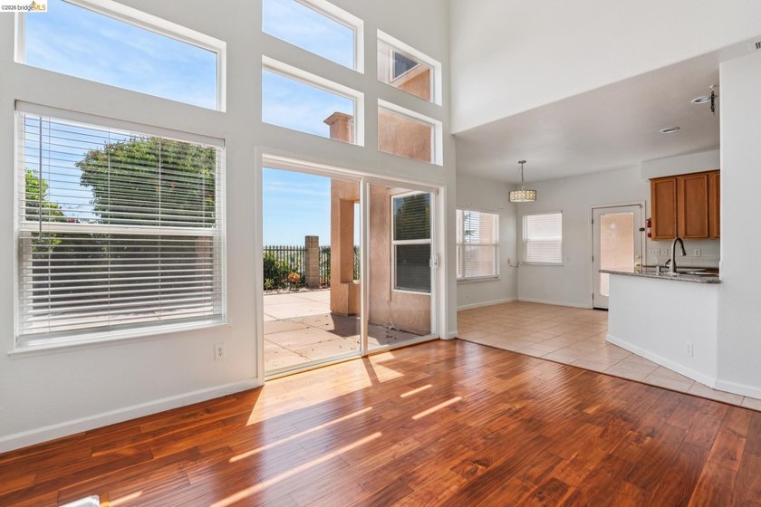 Welcome to 154 Camino Del Sol, located in the sought-after Vista - photo 28
