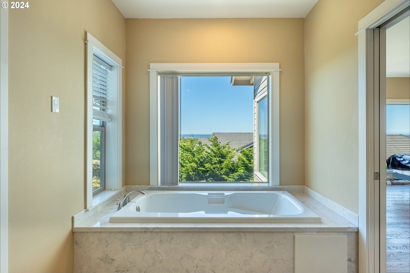 Stunning 2 story luxury home with incredible views of the ocean - photo 27