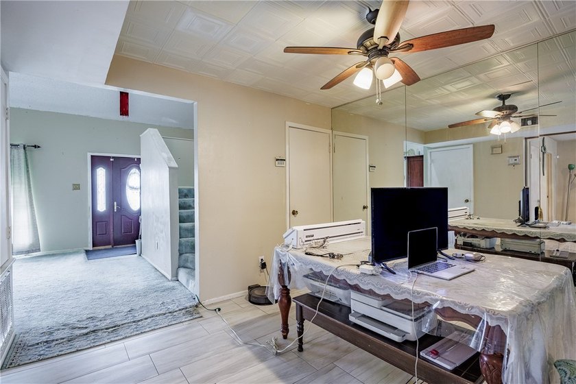 PRICE IMPROVEMENT - MUST SEE!!! Whether you're looking for your - photo 8