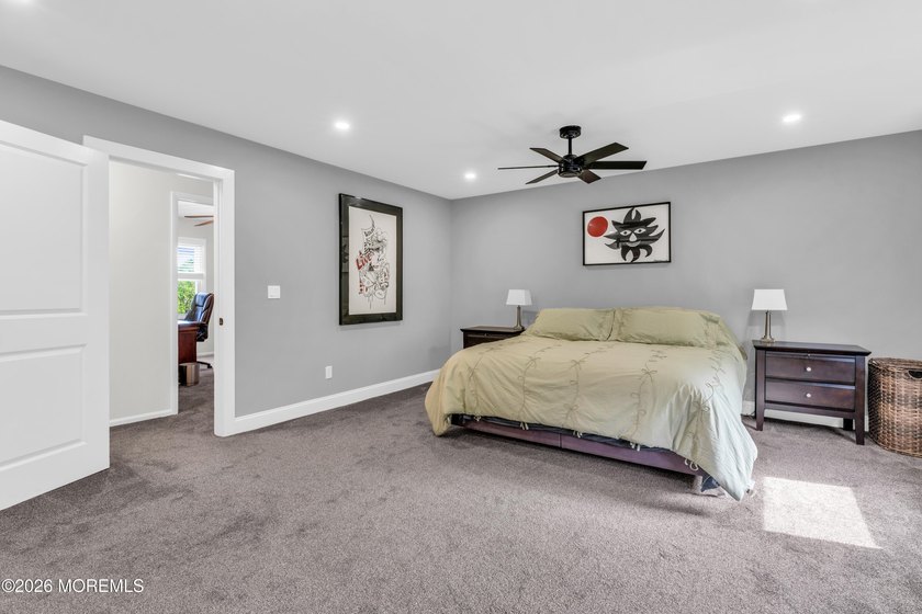 Welcome to this beautifully maintained 3-bedroom, 2.5-bath - photo 20