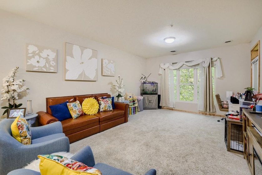 Welcome to Unit 202 of the Greenway Terrace Condominiums in the - photo 6