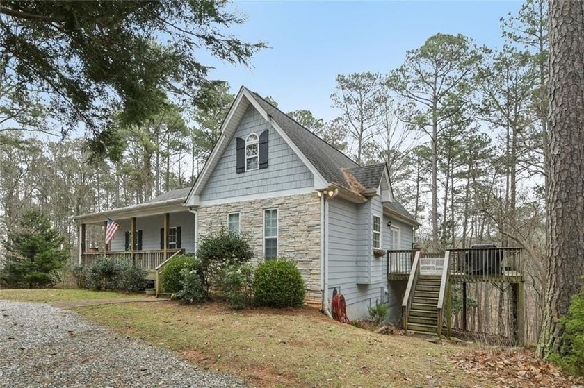 A Rare Lake Lanier Escape: Private Retreat on Over 2 - photo 11