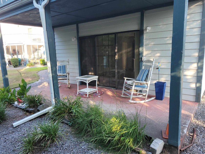 Welcome to this beautifully remodeled first floor 2-bed 2-bath - photo 22