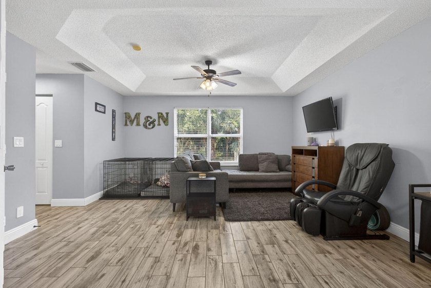 Welcome to a home where the big details are already handled - photo 27
