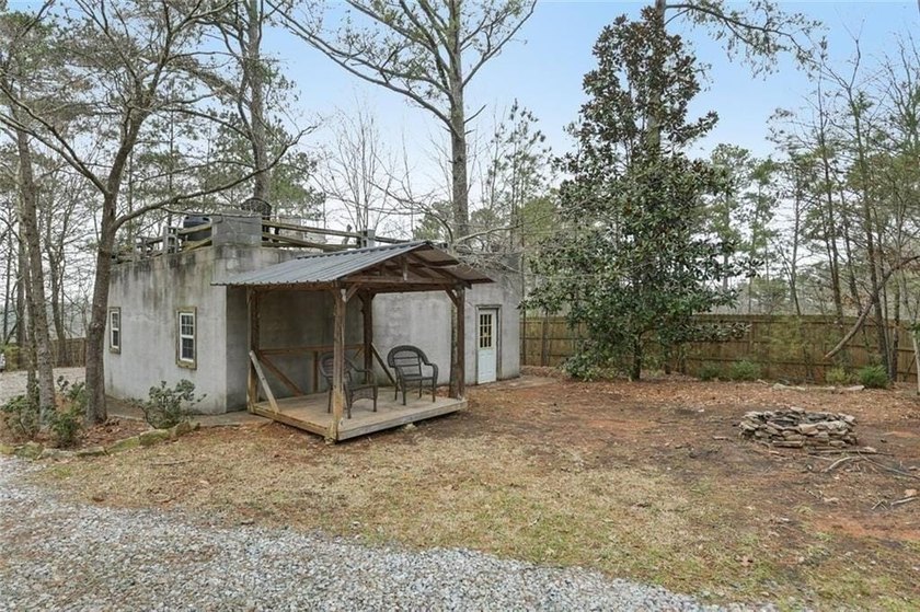 A Rare Lake Lanier Escape: Private Retreat on Over 2 - photo 38