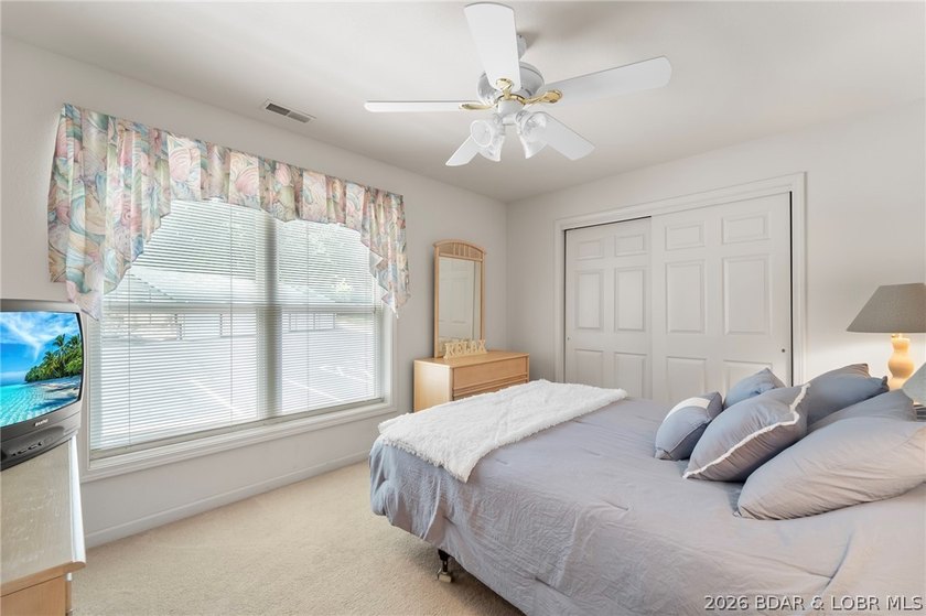 Walk-in level lakefront living in sought-after Bristol Bay! This - photo 15