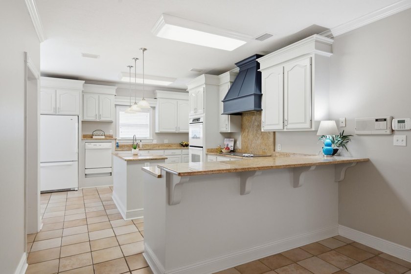 $100,000 below current appraisal pricel! Creates equity to the - photo 11