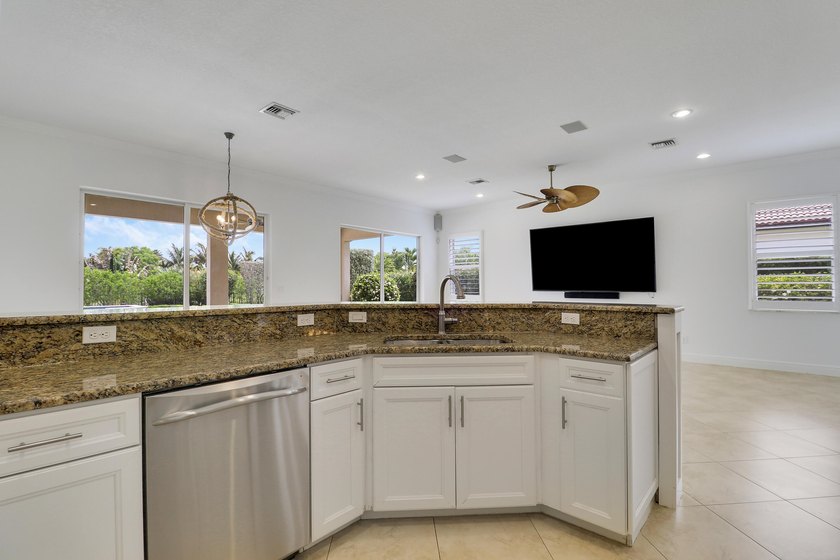 Located in one of Jupiter's most sought-after gated communities - photo 14