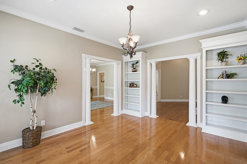 $100,000 below current appraisal pricel! Creates equity to the - photo 18