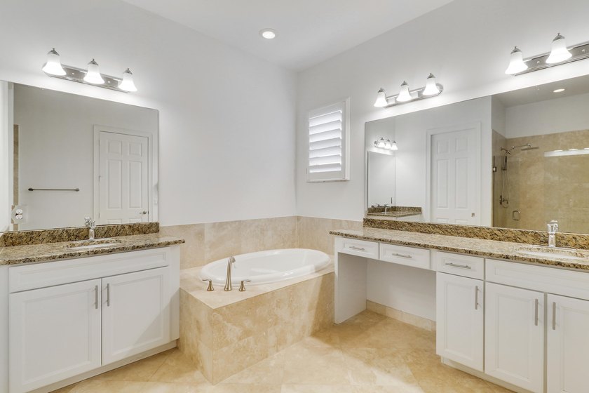 Located in one of Jupiter's most sought-after gated communities - photo 23