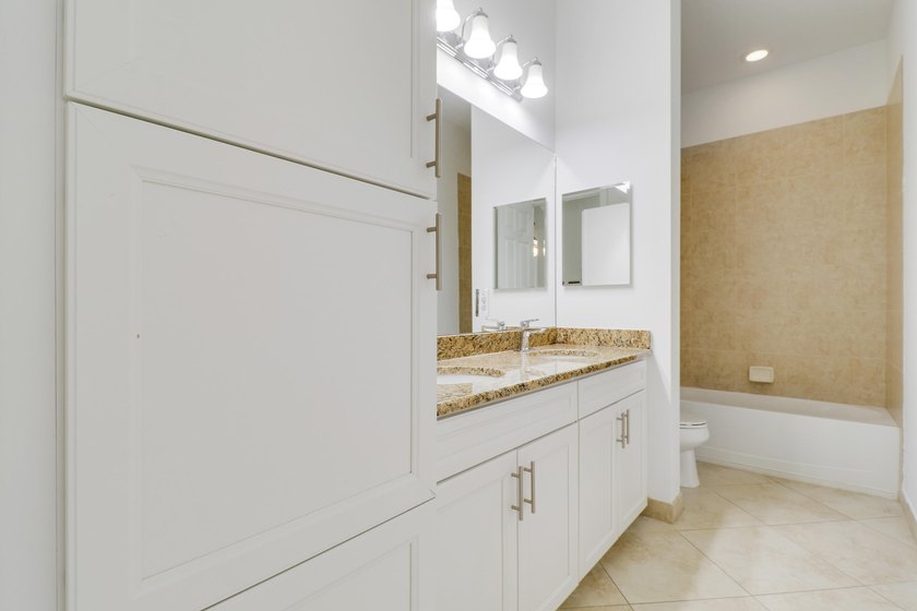 Located in one of Jupiter's most sought-after gated communities - photo 28