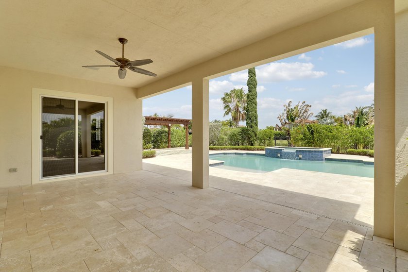 Located in one of Jupiter's most sought-after gated communities - photo 31