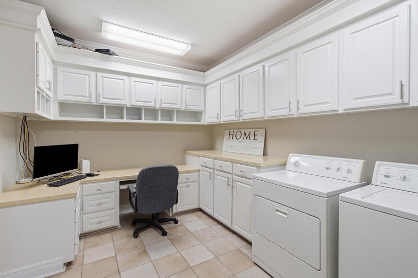 $100,000 below current appraisal pricel! Creates equity to the - photo 32