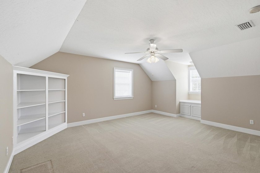 $100,000 below current appraisal pricel! Creates equity to the - photo 34