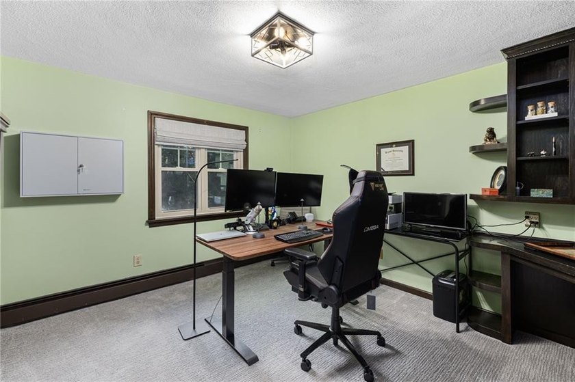Exceptional value for this legal 2-unit compound on 7.84 private - photo 20