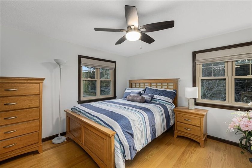 Exceptional value for this legal 2-unit compound on 7.84 private - photo 21