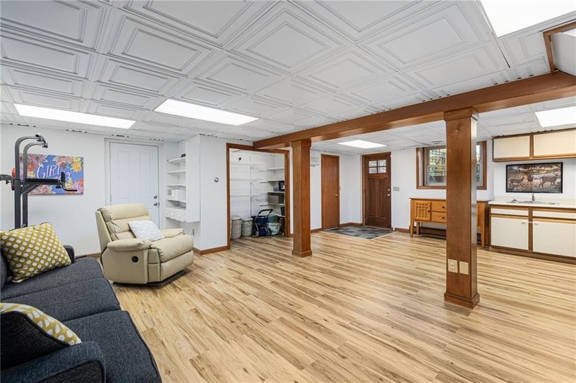 Exceptional value for this legal 2-unit compound on 7.84 private - photo 28
