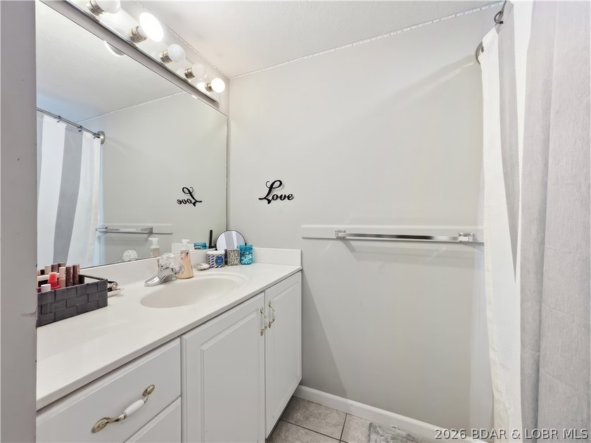 Great location in Hawk Island Estates with seasonal Lake View - photo 29