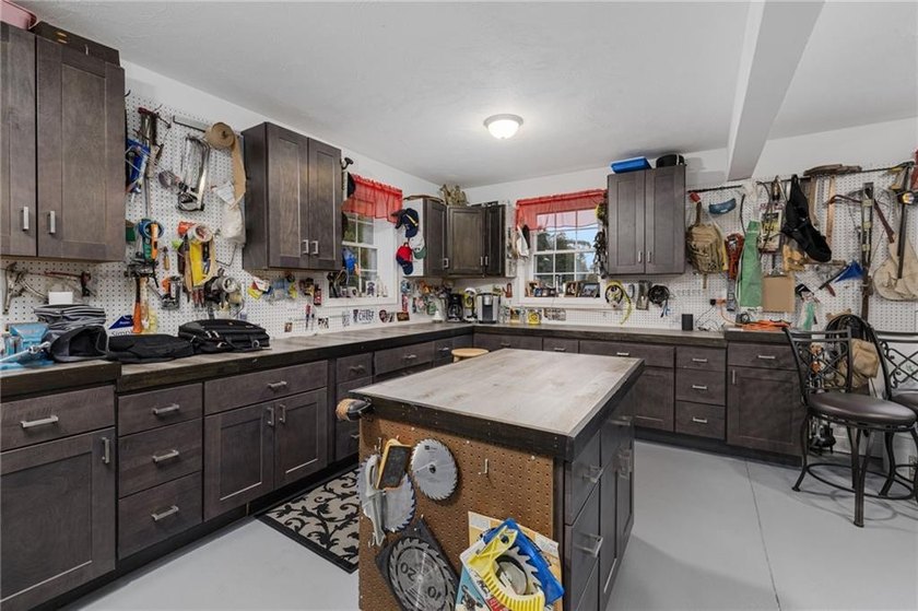 Exceptional value for this legal 2-unit compound on 7.84 private - photo 30