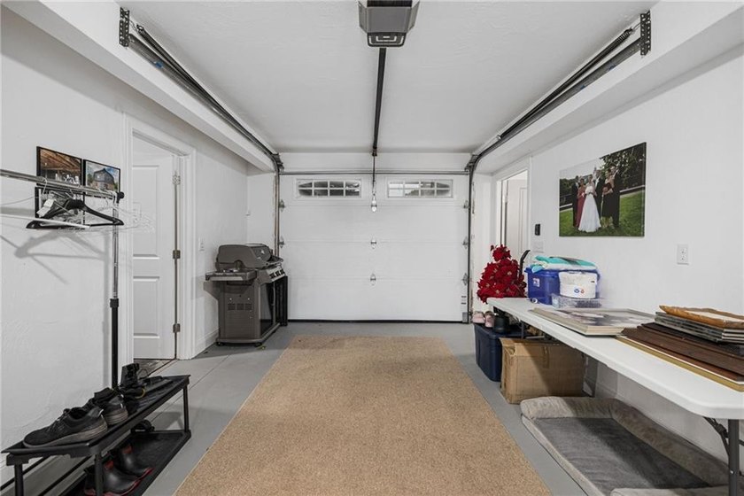 Exceptional value for this legal 2-unit compound on 7.84 private - photo 31