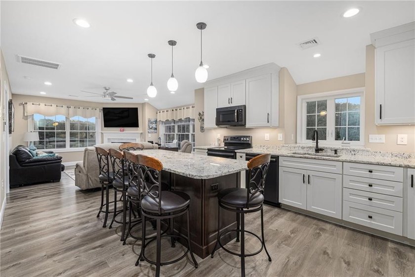 Exceptional value for this legal 2-unit compound on 7.84 private - photo 34