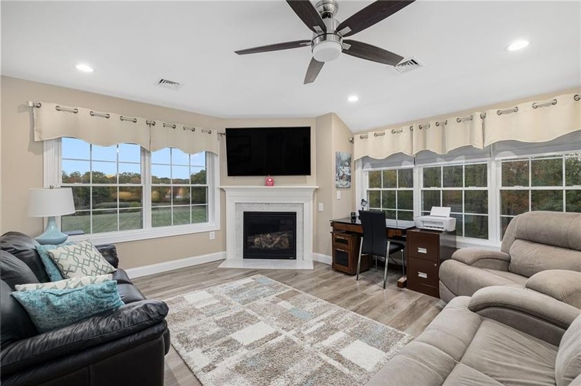 Exceptional value for this legal 2-unit compound on 7.84 private - photo 36