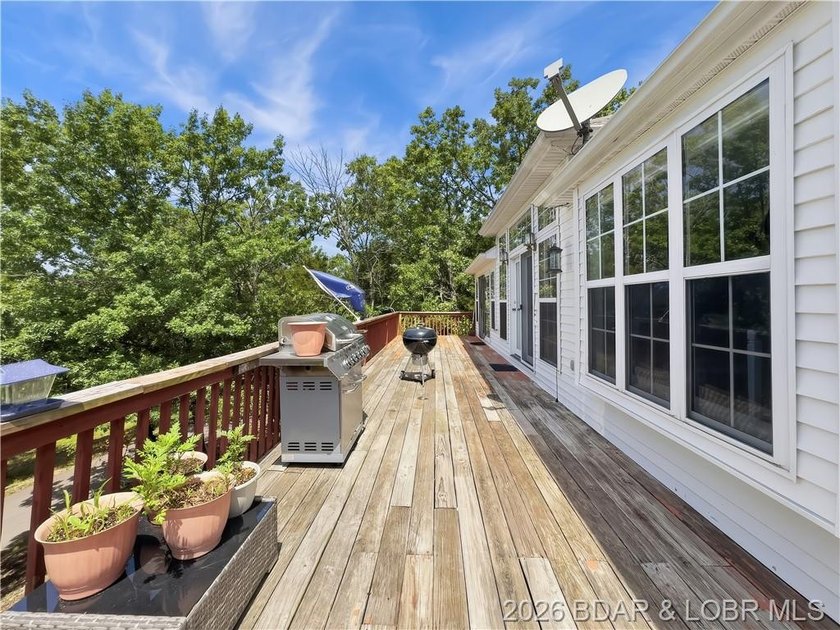 Great location in Hawk Island Estates with seasonal Lake View - photo 46