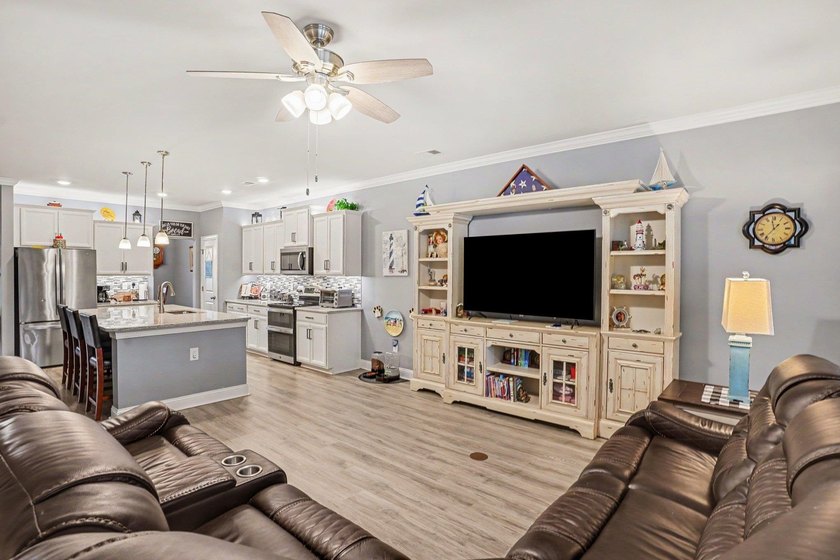 Welcome to this exceptional 6-bedroom, 3.5-bath home nestled on - photo 12