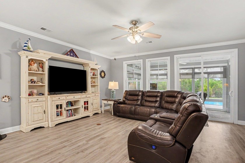 Welcome to this exceptional 6-bedroom, 3.5-bath home nestled on - photo 13