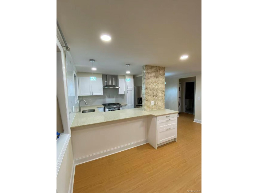 NO INTERVIEW - Garden-Style 1-Bedroom Co-op in South Flushing - photo 14