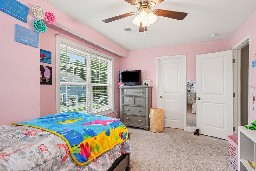 Welcome to this exceptional 6-bedroom, 3.5-bath home nestled on - photo 21