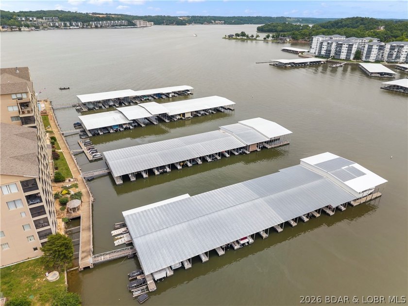 If you've been searching for a Lake Ozark condo with - photo 33