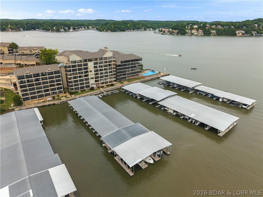 If you've been searching for a Lake Ozark condo with - photo 34