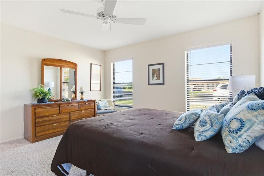 PRICED TO SELL...TURNKEY! This highly sought-after detached - photo 31