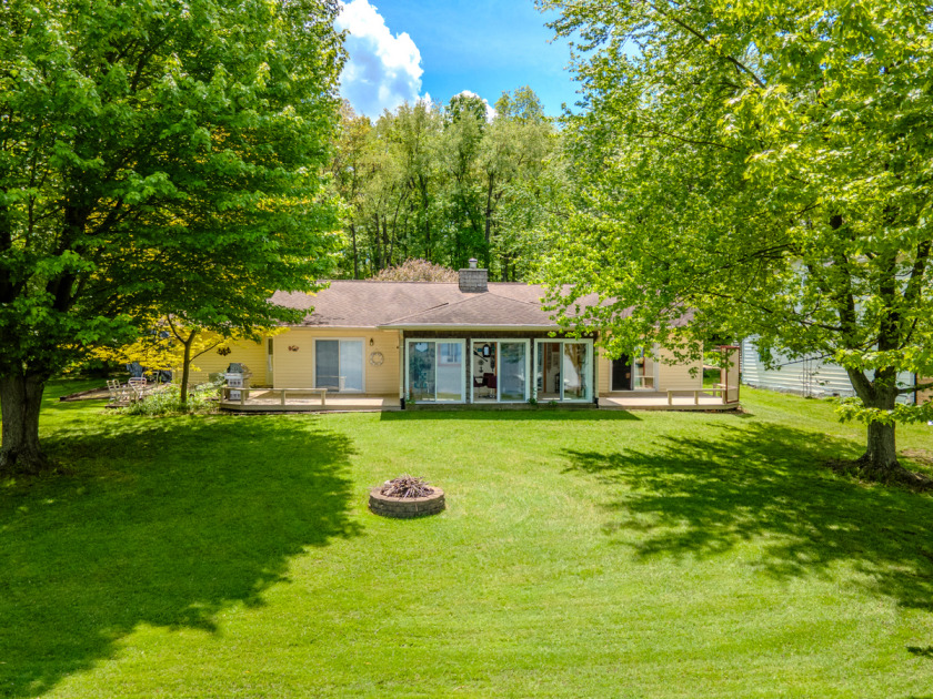 40 Lane 201A West Otter Lk, Angola, IN 46703, 4938770