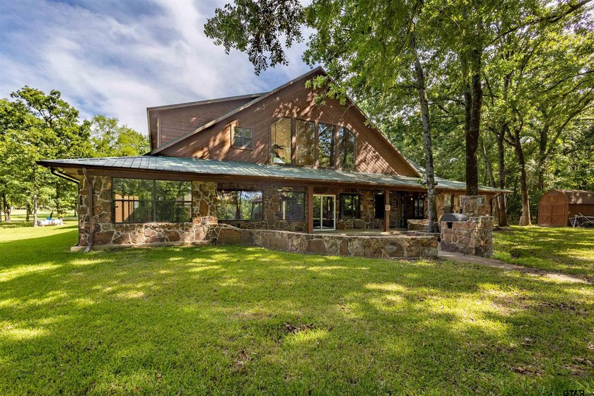 Experience the perfect blend of privacy, comfort, and East Texas - photo 36
