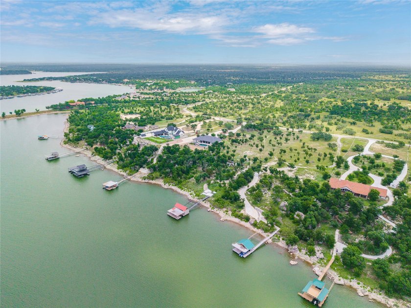 Stunning lakefront opportunity in the highly sought-after gated - photo 7