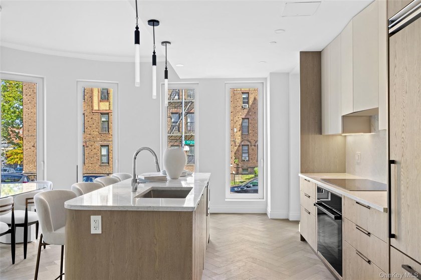 78-29 Austin Street Residence 502 Discover Residence 502, an - photo 4